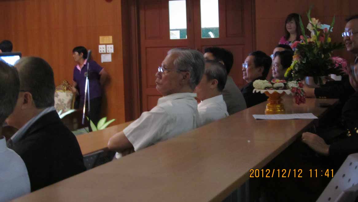 Dr_Meechai_Srisai 19.JPG 59.6K